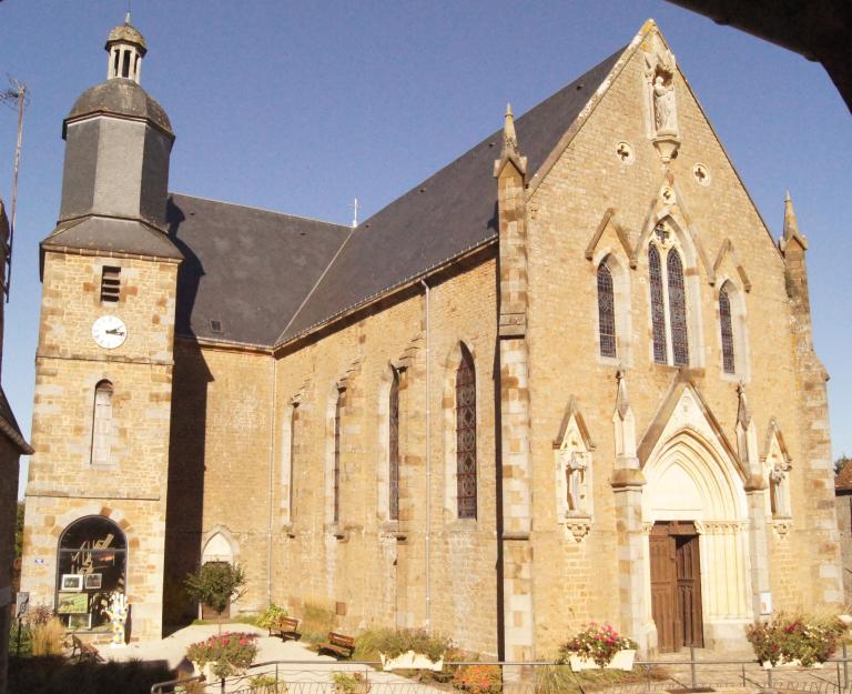 Vue d'ensemble de l'église depuis le sud-ouest. 