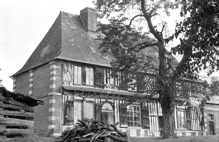 Angle sud-ouest.- Photographie du Parc de Brotonne, 1971. 
