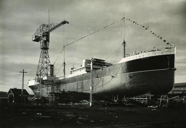 Construction du pétrolier Mégara.- Photographie, 1928 (Coll. part.).