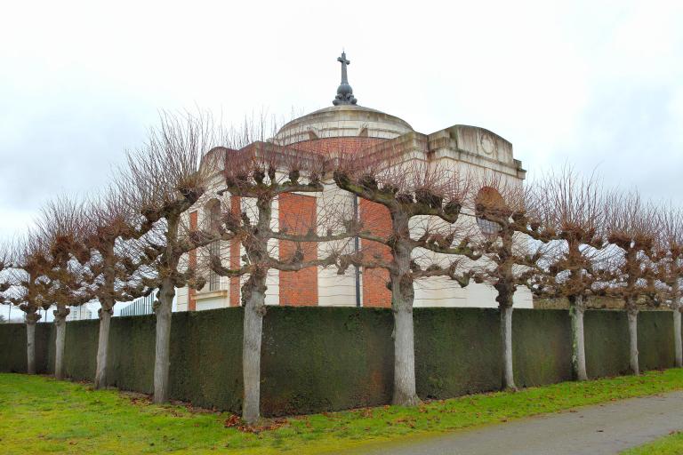 Chapelle, vue d'ensemble depuis le sud-est.