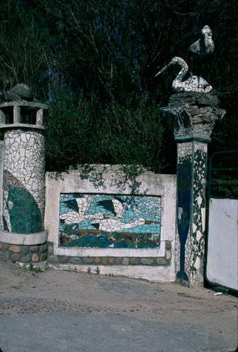 Clôture, porte cochère, partie nord.