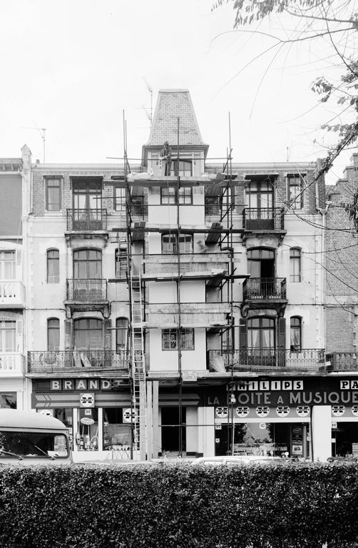 Vue générale de la façade du 21 avenue du Général-de-Gaulle.