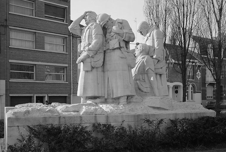 Vue d'ensemble du monument.