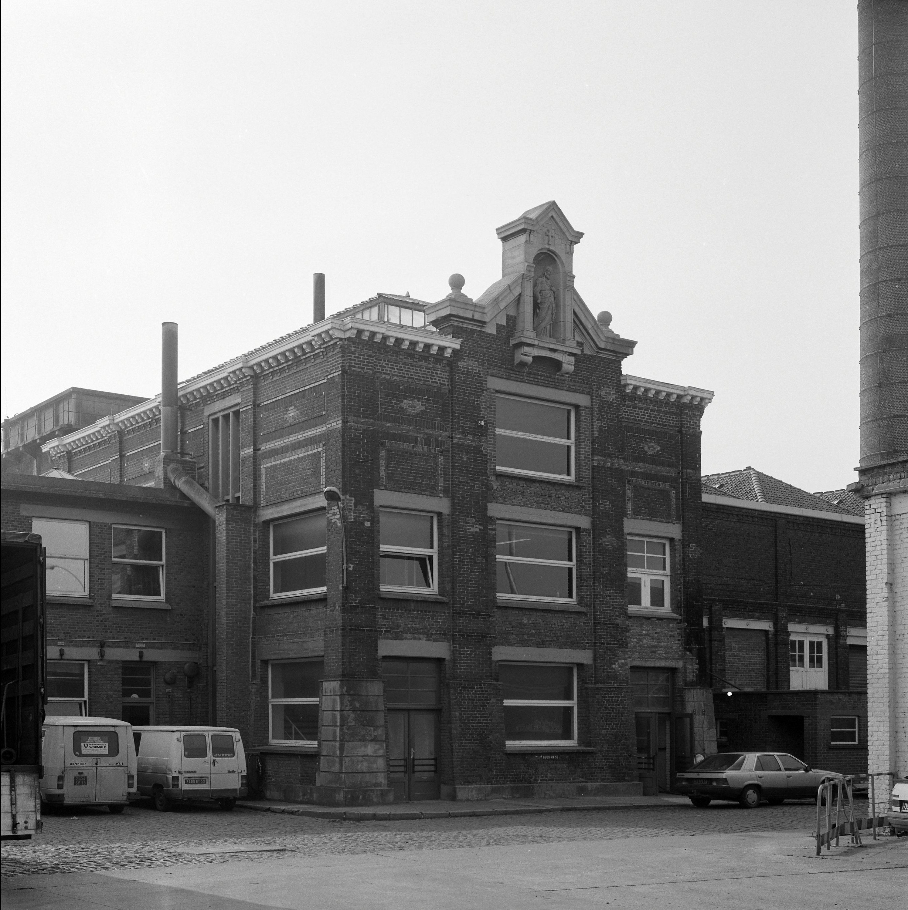 Salle des machines, vue extérieure.