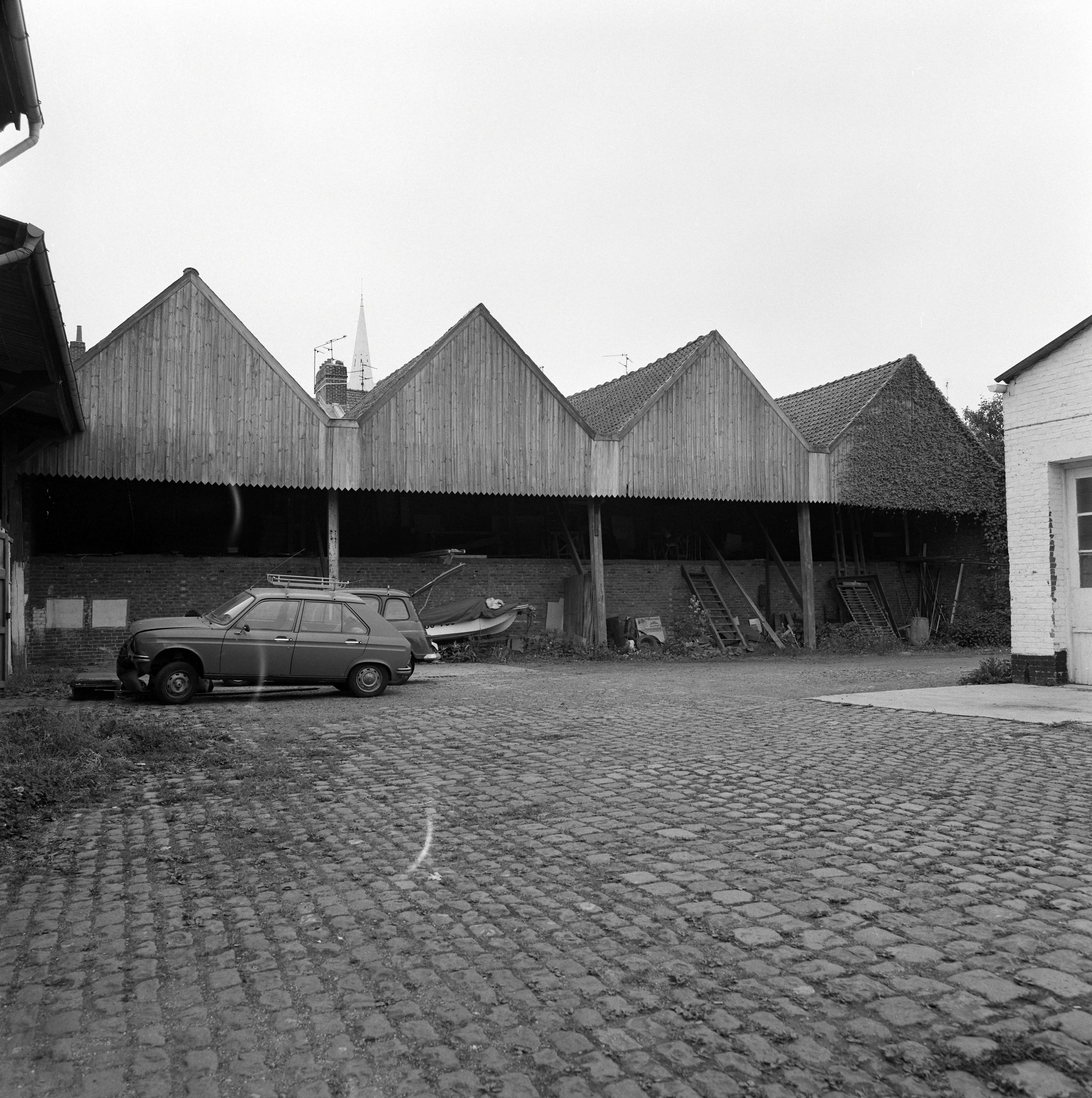 Entrepôts industriels.