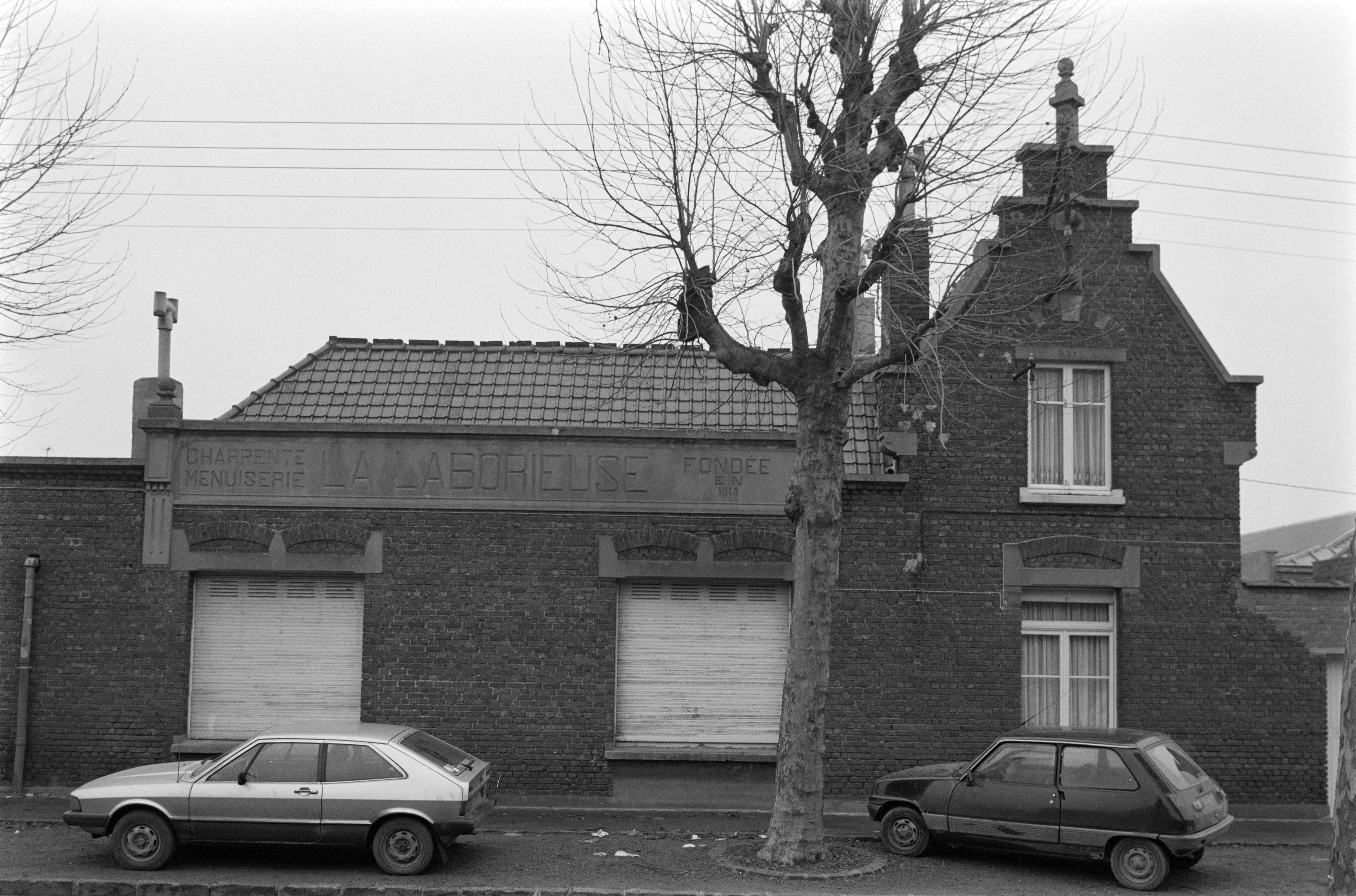 Élévation antérieure rue Jules-Lebleu.
