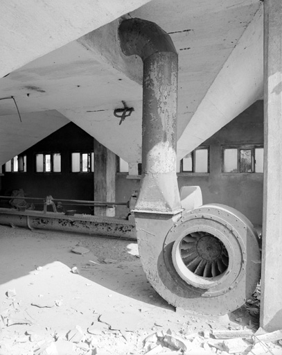 Silo et système de transmission du malt.