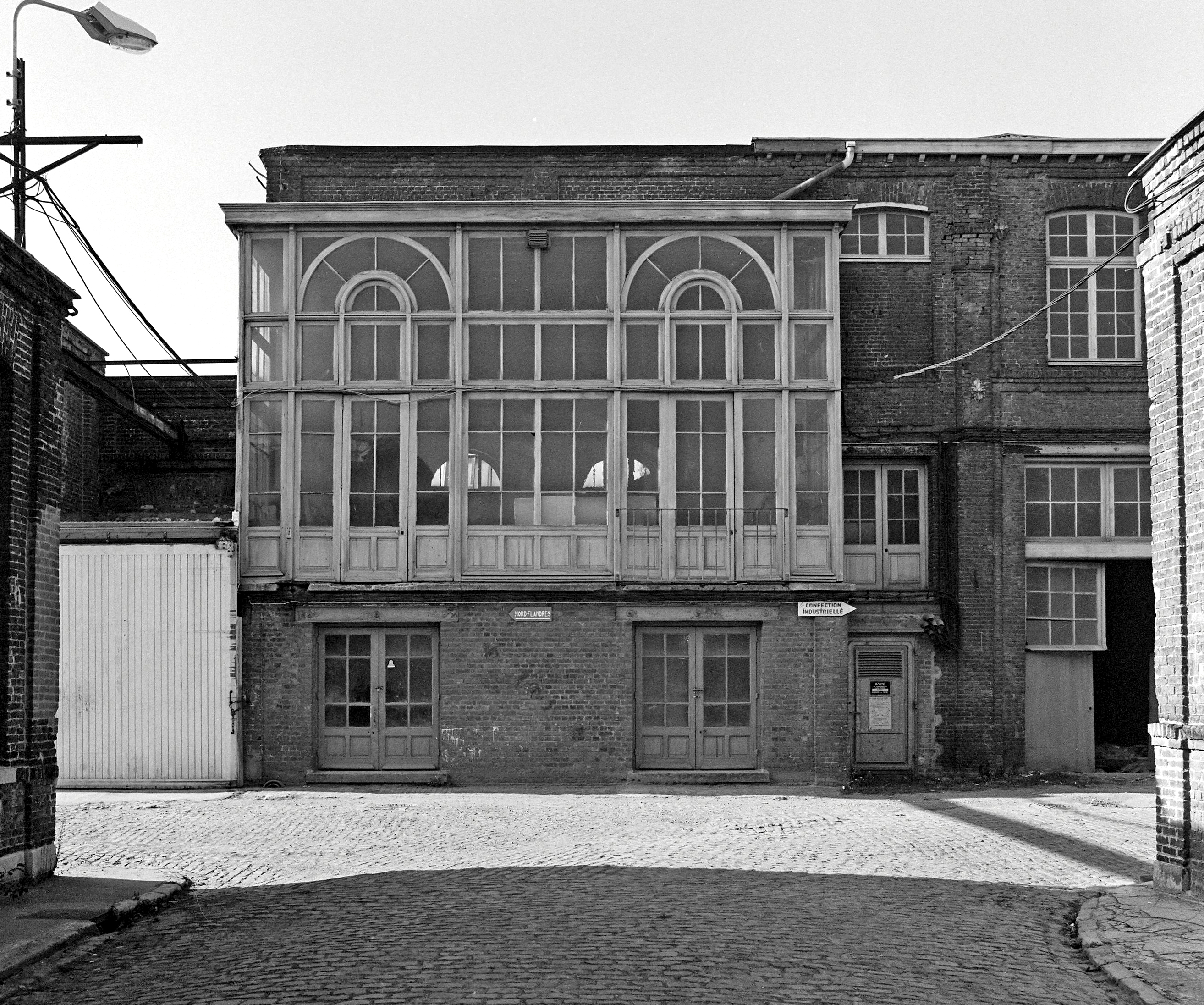 Salle des machines. Élévation antérieure.