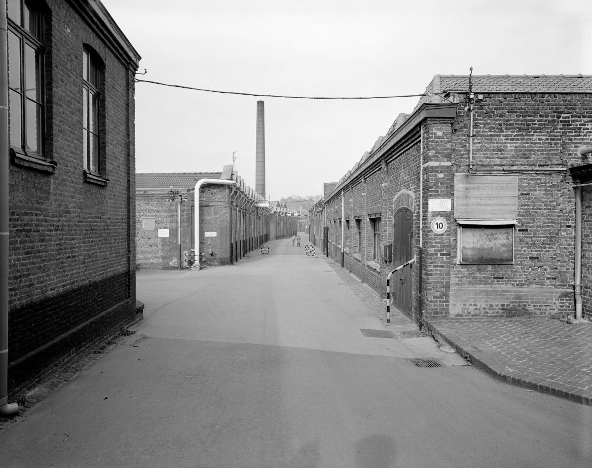 Vue depuis l'entrée (prise vers le nord).