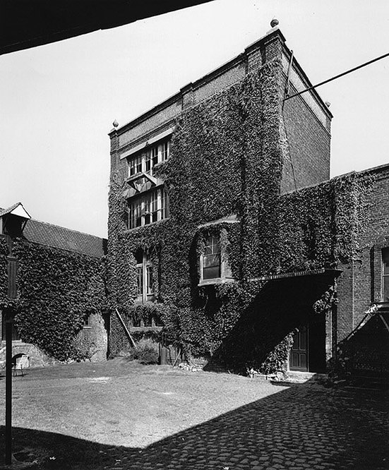 Atelier de fabrication, élévation sur cour.