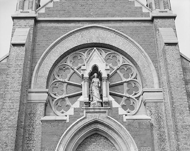 Le mobilier de l'église paroissiale Notre-Dame du Sacré-Coeur