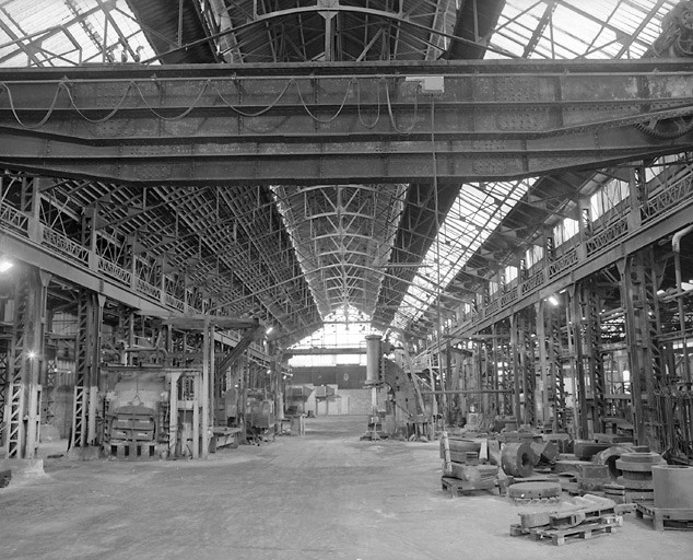 Usine de construction mécanique Mary, puis fonderie d'Heure et Cie, puis fonderies et atelier de construction de la Sambre, puis grosse forge L. Dembiermont-Gehu, puis M. Dembiermont