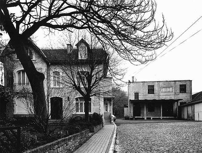 Vue générale depuis l'entrée.