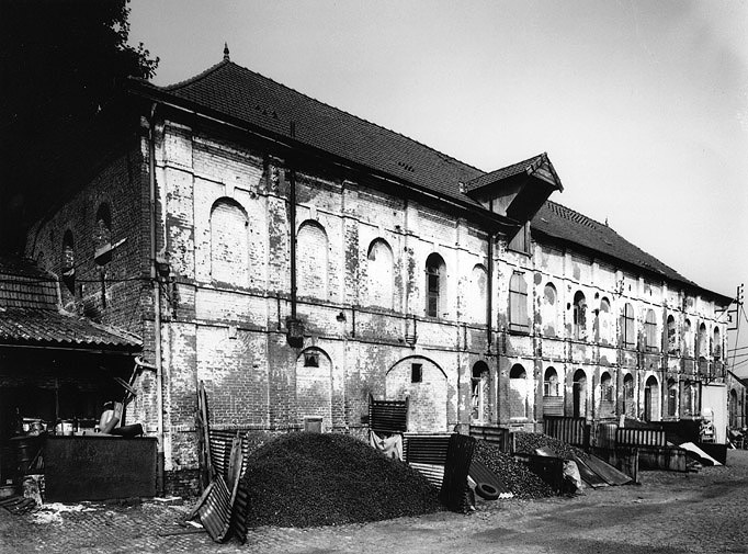 Atelier de fabrication, élévation sur cour.