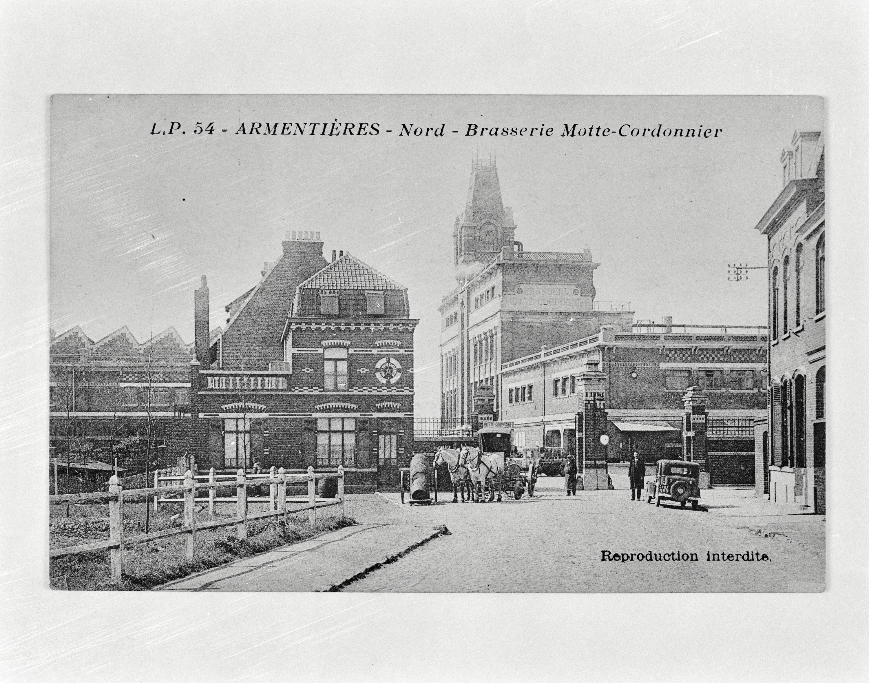 Entrée de l'usine [sans date] (AP Mortier).