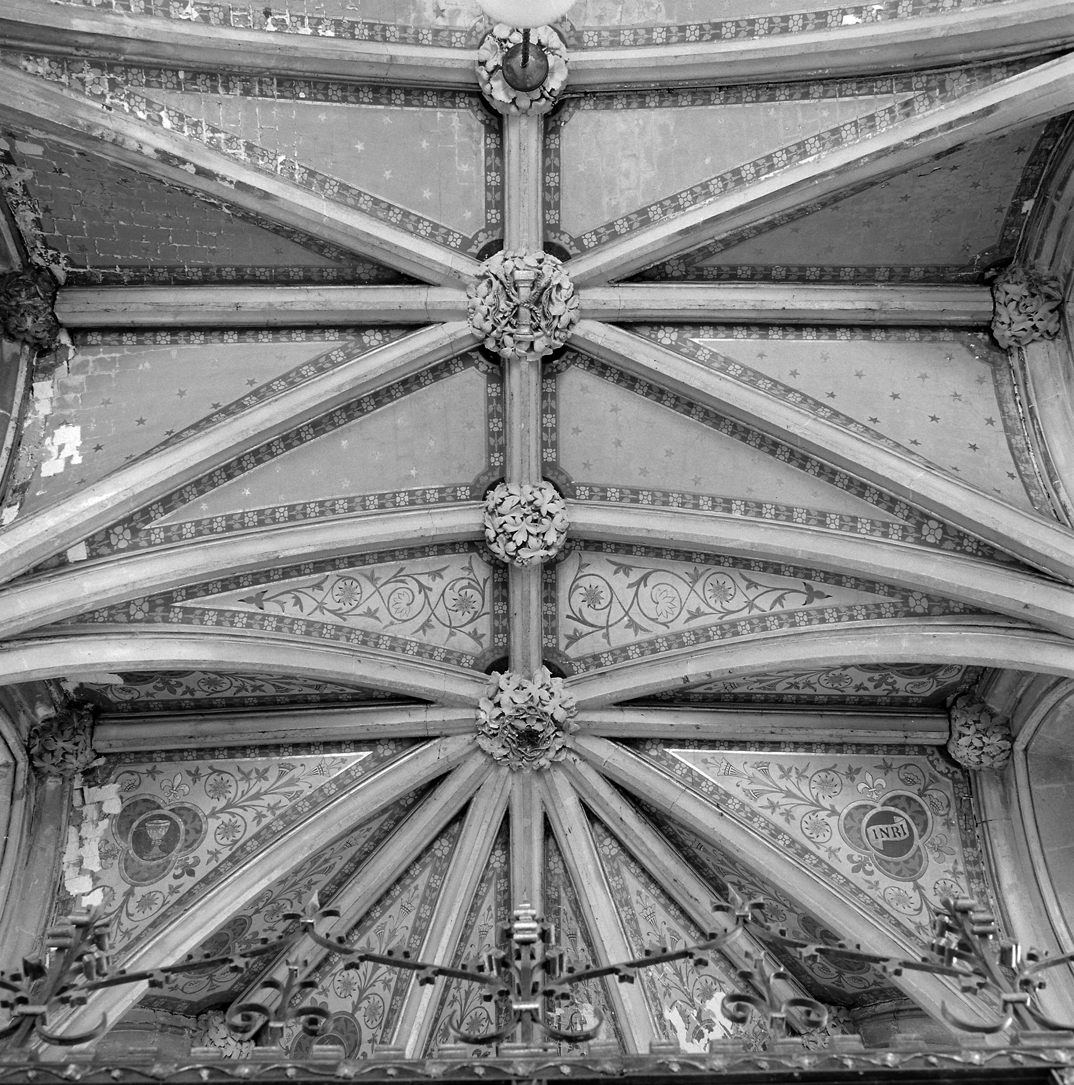 Voûtement, nef, vers choeur.