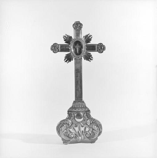 Croix reliquaire