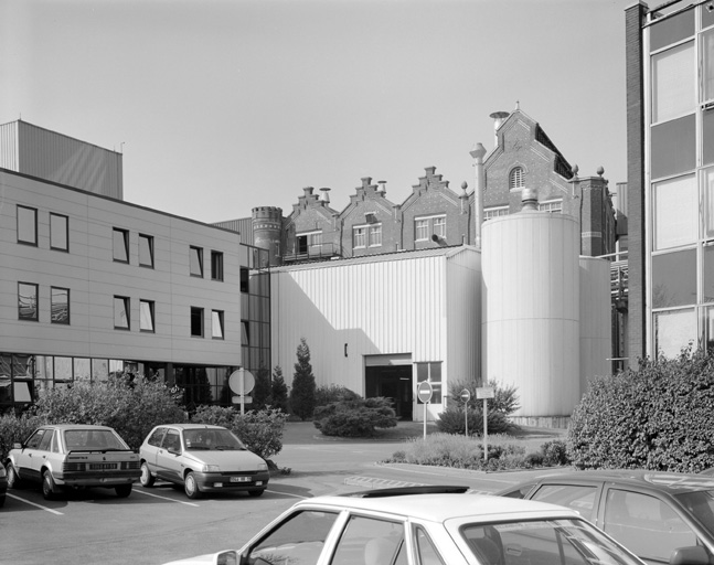Atelier de fabrication, élévation sur cour.