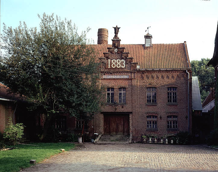 Atelier de fabrication, élévation sur cour.