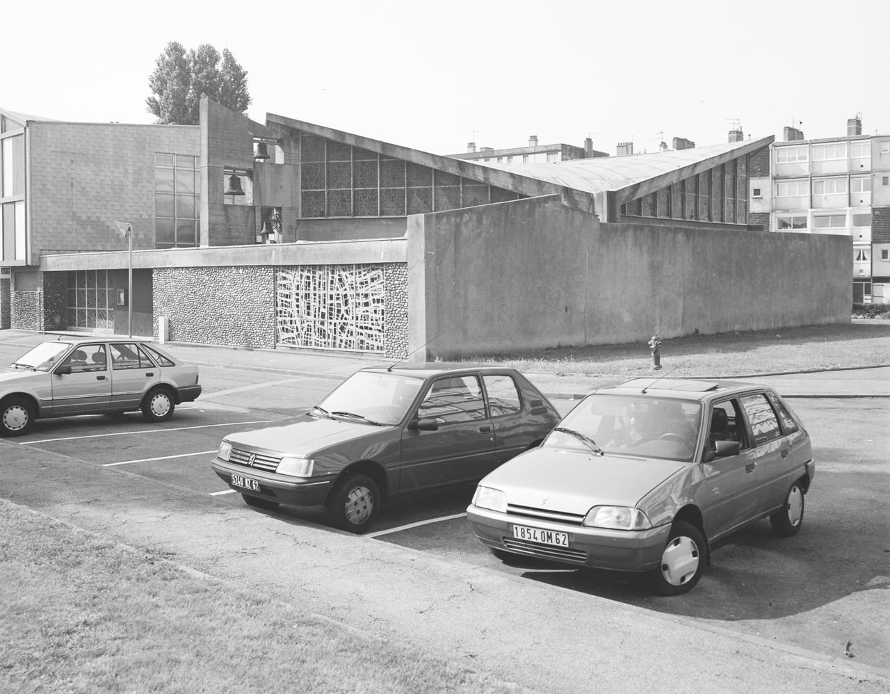 Vue d' angle nord en 1995.