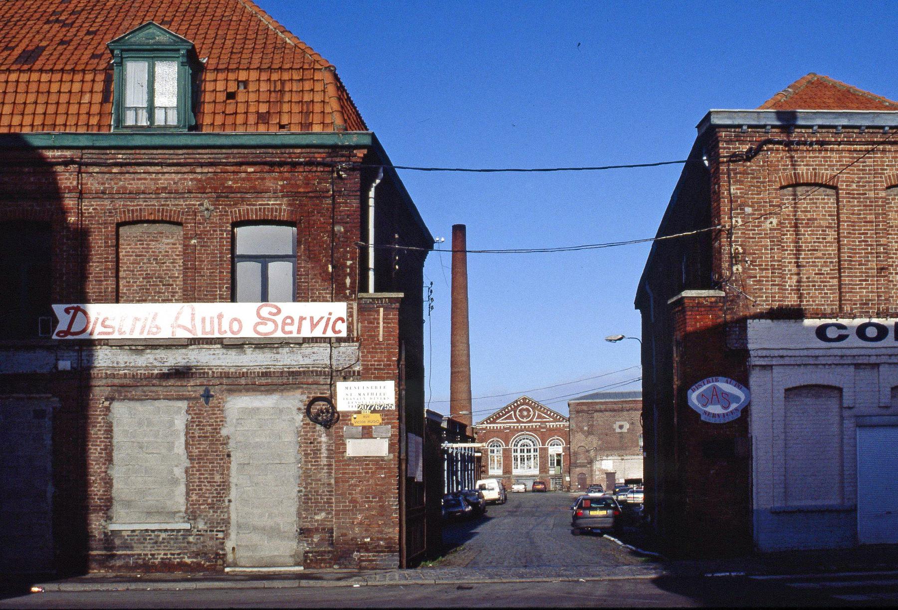 Entrée rue Victor-Hugo.