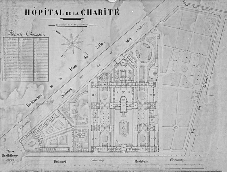 Hôpital et maison de santé, plan de distribution générale du rez-de-chaussée, non signé ni daté, mais dressé postérieurement à 1877 puisque les salles d'autopsie et la chapelle des morts, projetées à cette date, figurent déjà sur le plan.