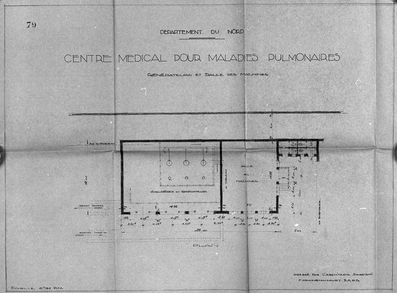 Projet de construction par l'architecte Deregnaucourt, bâtiment annexe isolé abritant la salle des générateurs et celle des machines, plan de distribution, 1932.