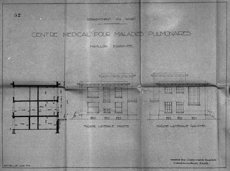 Projet de construction par l'architecte Deregnaucourt, bâtiment annexe axial abritant l'administration et les services d'admission des malades et de consultation externe, élévations latérales et coupe transversale sur l'extrémité du bâtiment, 1932.
