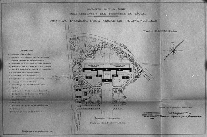 Projet de construction par l'architecte Deregnaucourt, plan masse général sur le site d'implantation définitif appartenant à la commune de Lille, avec légende, 1932.