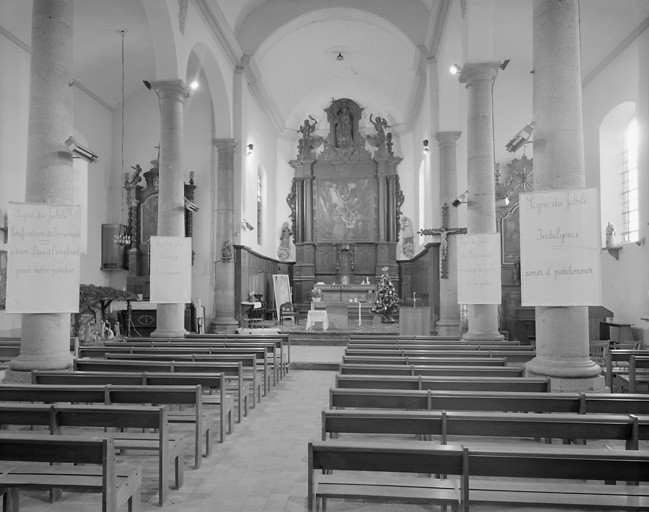 Vue générale intérieure, vers le choeur.