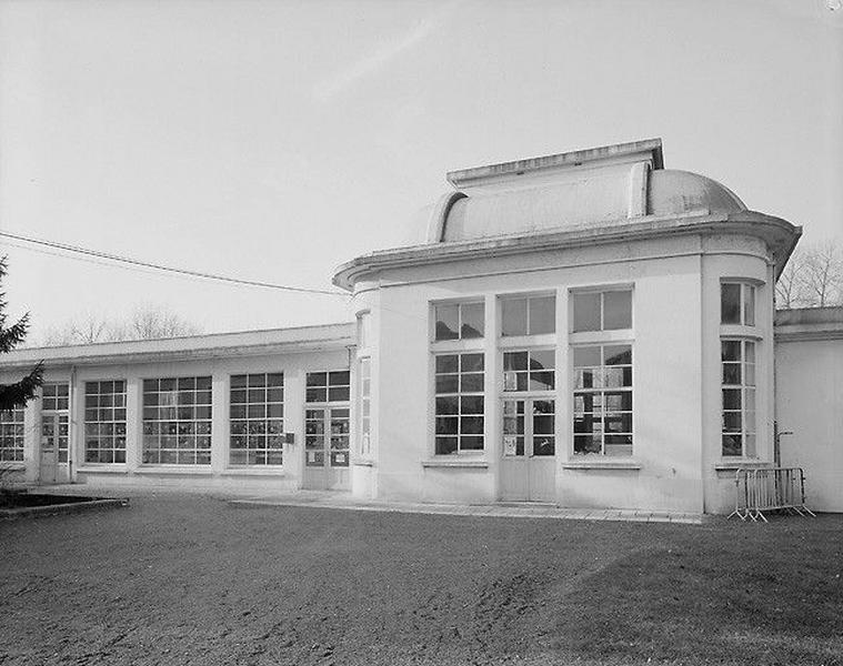 Aile donnant vers le rempart, façade tournée vers la cour de verdure : solarium, état en 2001.