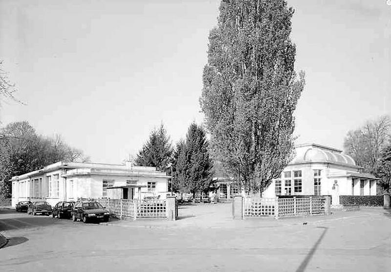 Groupe scolaire des Remparts ; École maternelle du Centre