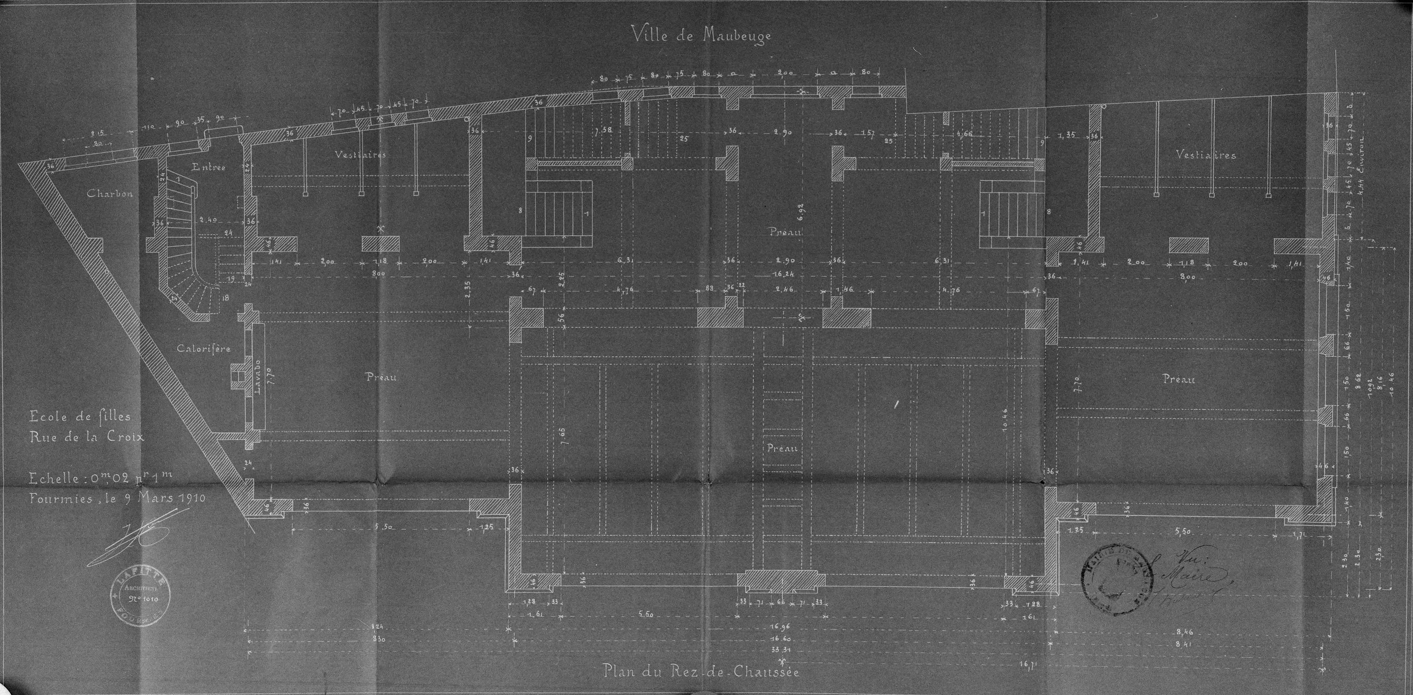Plan du rez-de-chaussée de l'école primaire par Jean Lafitte (1853-1928) (architecte), 9 mars 1910 (AD Nord, série O ; 396/203).