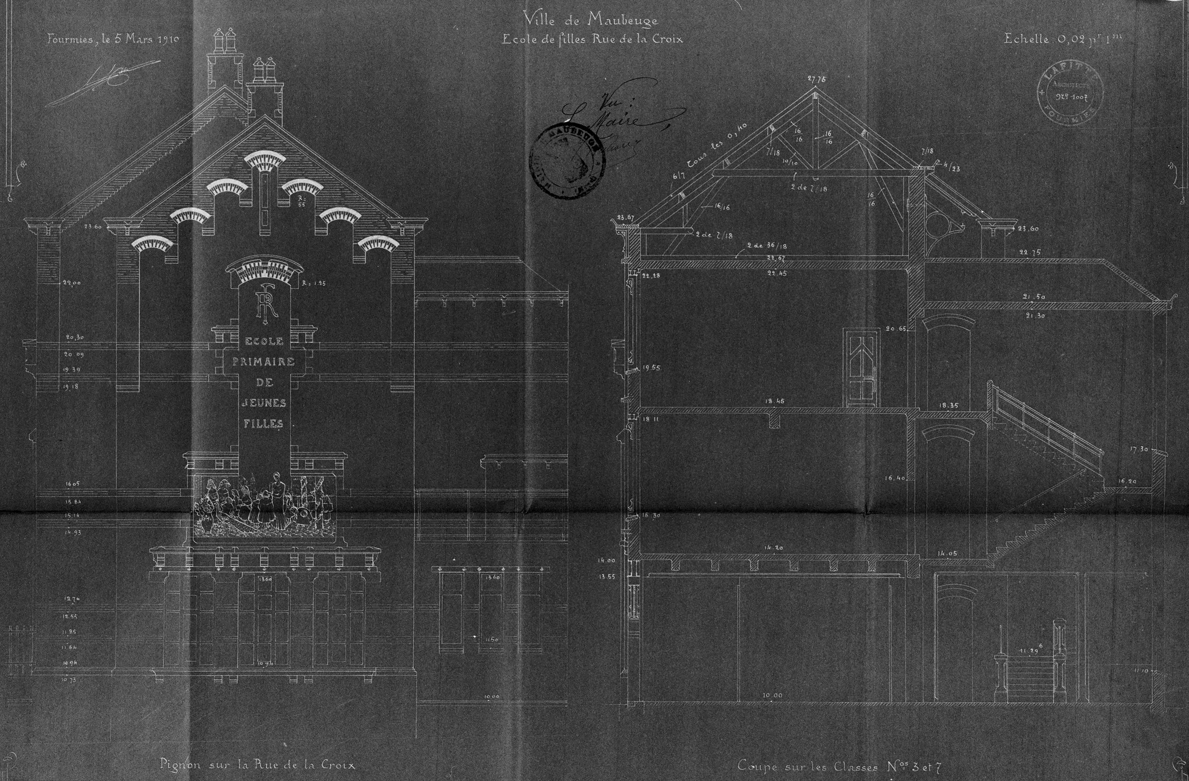 Elévation sur la rue de la Croix et coupe de l'école primaire par par Jean Lafitte (1853-1928) (architecte), 5 mars 1910 (AD Nord, série O ; 396/203).