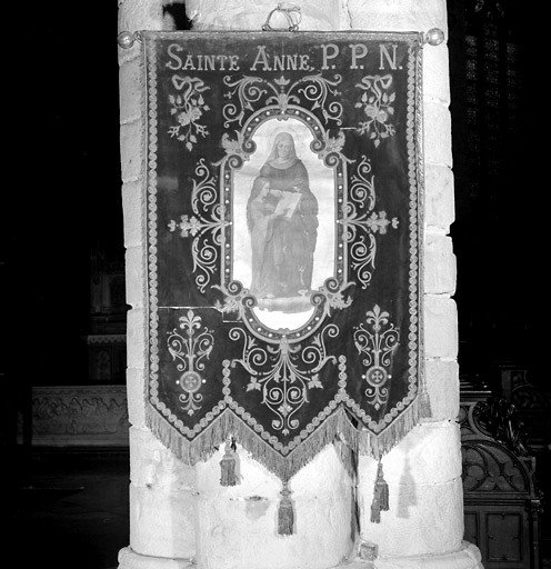 Bannière de procession de sainte Anne