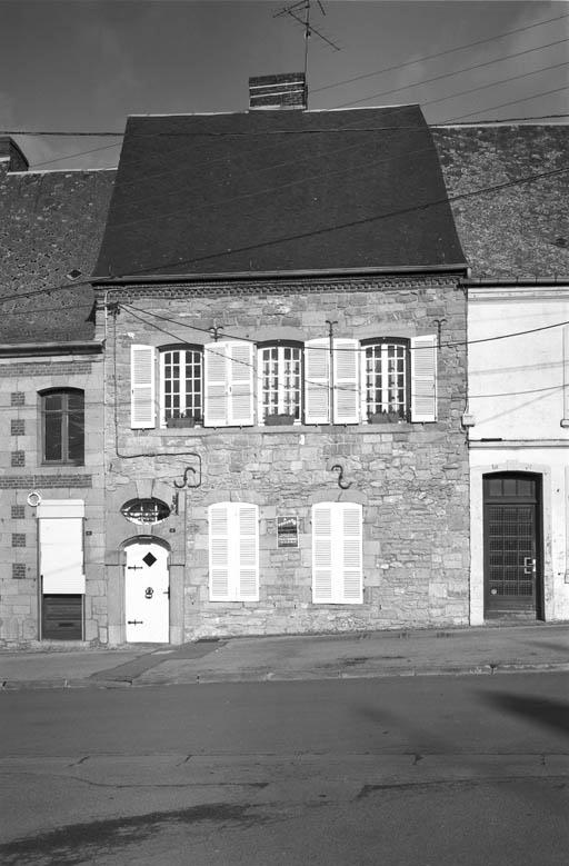 Presbytère, actuellement maison