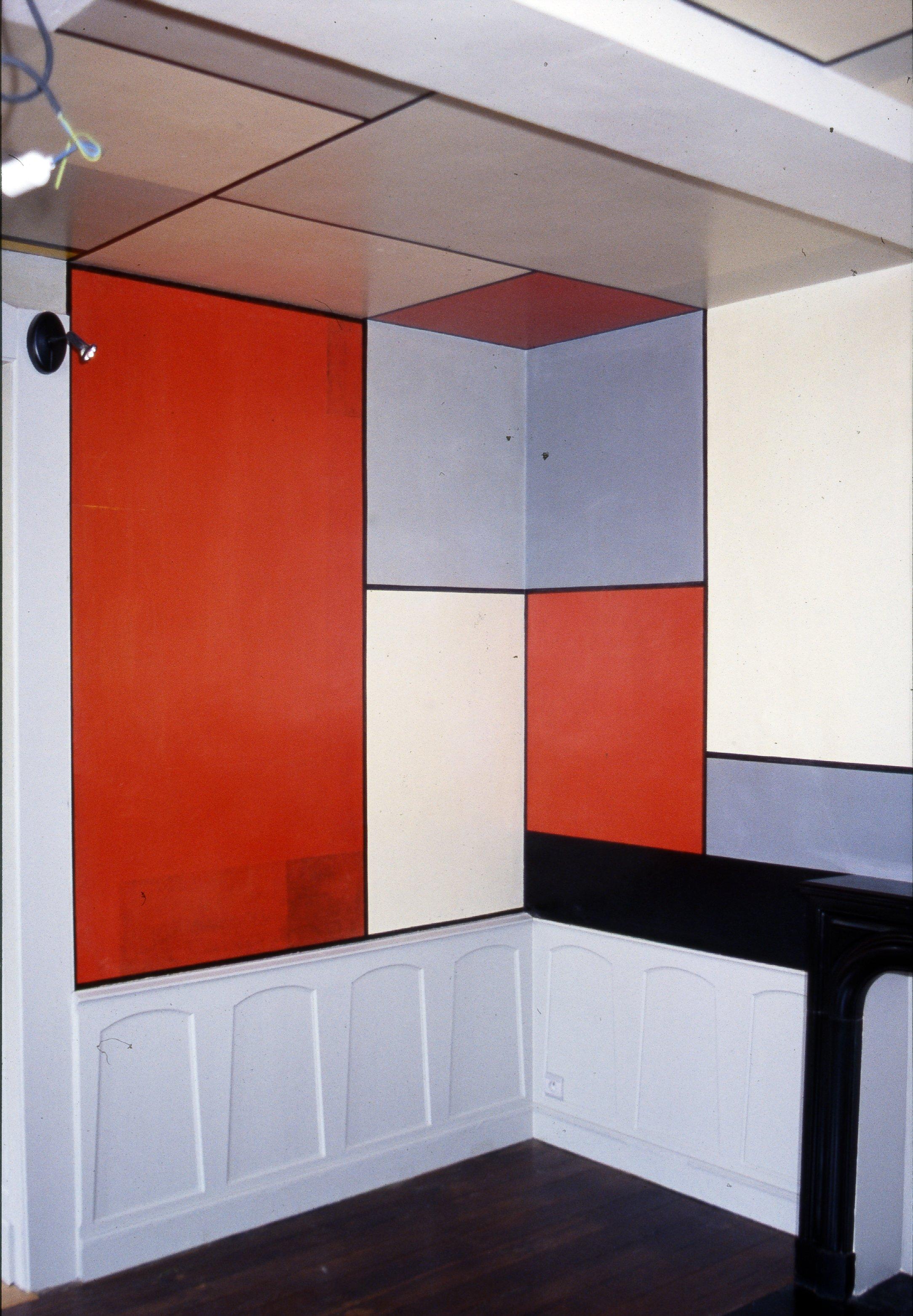 Pièce décorée par Félix Del Marle (1889-1952) à l'issue de la campagne de restauration (mars 2002) : vue générale des murs 3B, 2B et le plafond.