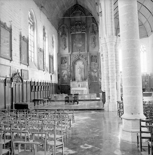 Ensemble de l'autel de Notre-Dame de Lourdes