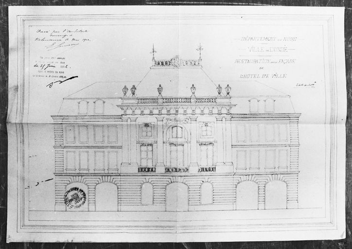 Projet de restauration de la façade de l'hôtel de ville, élévation, 1902.