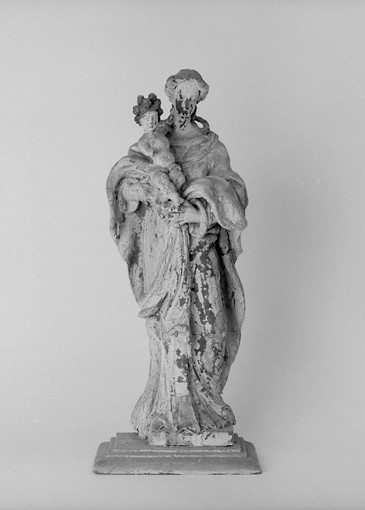 Statue : Vierge à l'Enfant