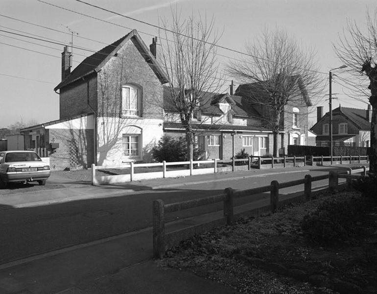 Groupe de 4 logements, de type 42bis.