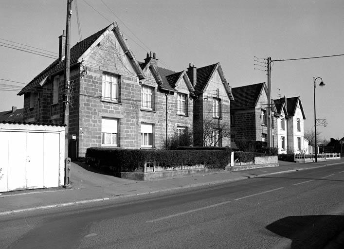 Logements pour instituteurs, groupés par 2, 152, 154 rue Emile Basly.