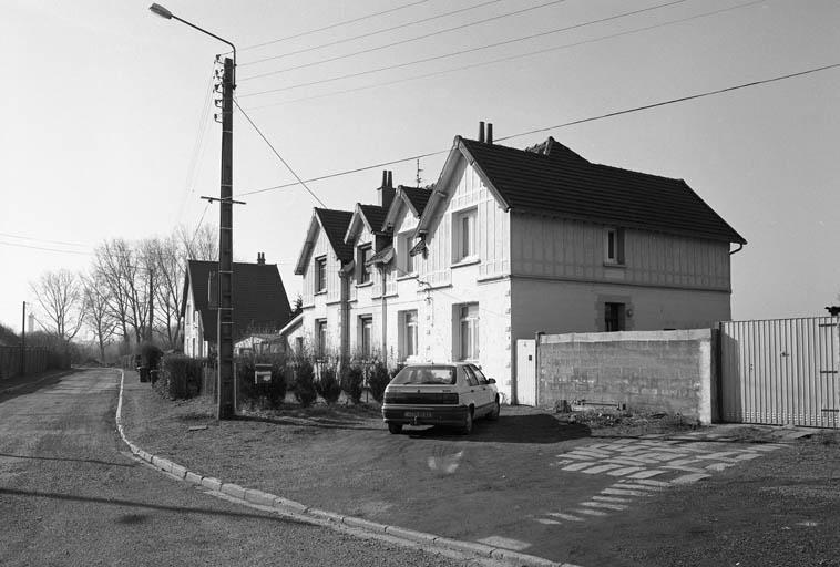 Groupe de 2 logements, type maison de porion, ME77, 3, 4 cité des employés