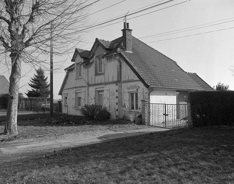 Groupe de 2 logements de type F.