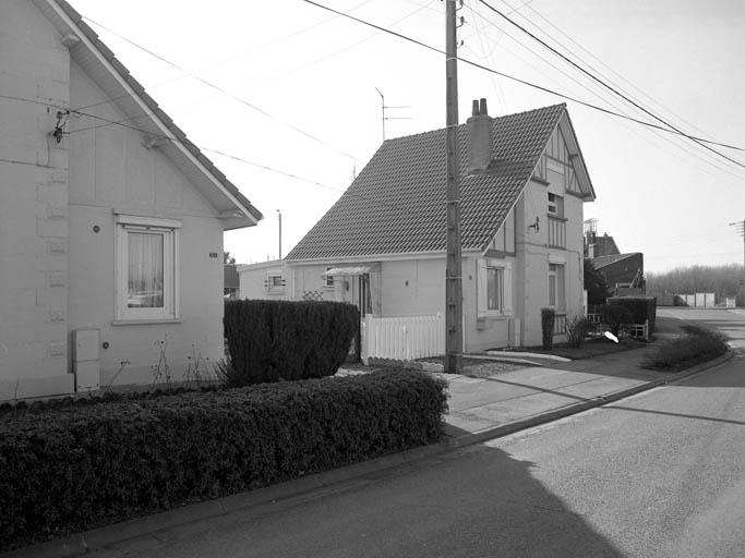 Maison de garde, 349 rue Georges Bizet.