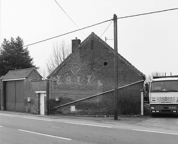 Ferme, 1447 route de Tournai, le pignon du logis agrandi.