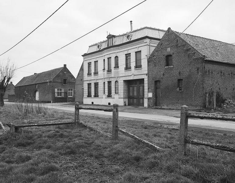 Logis de la ferme Fontenier-Willoquier, rue de la Lombarderie.