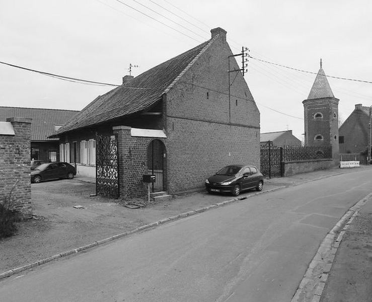 Ferme, 135, rue Neuve.