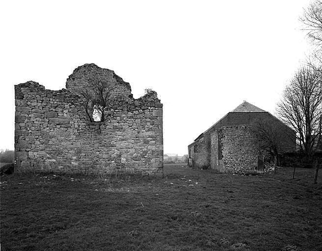 Vue du chevet de la chapelle (élévation sud-est).