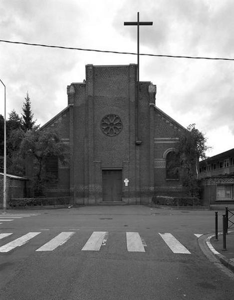 Vue générale de la façade.